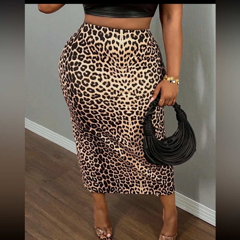 SHEIN Animal Print Pencil Skirt